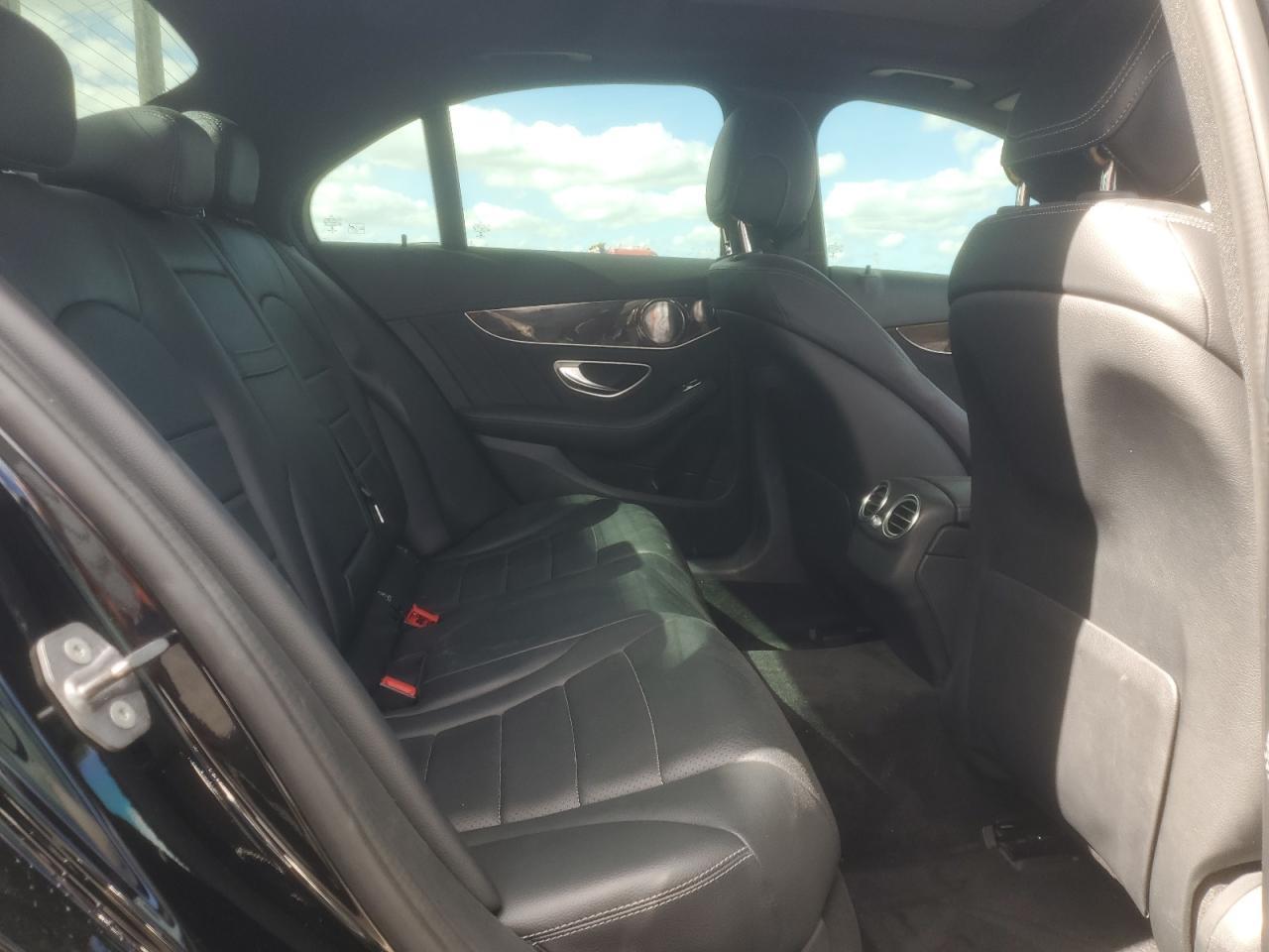 2016 MERCEDES-BENZ C-CLASS
