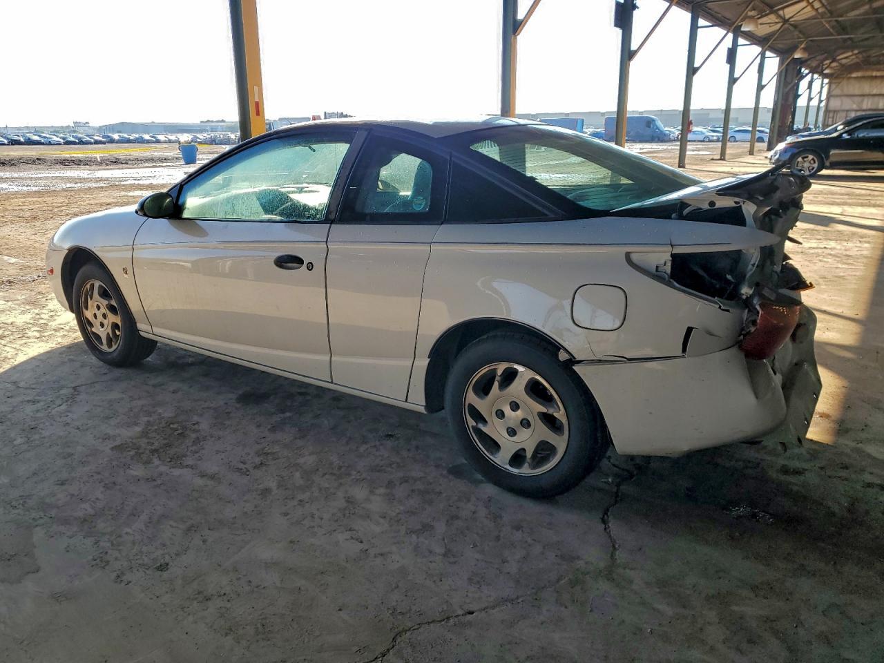 2002 SATURN Sc1
