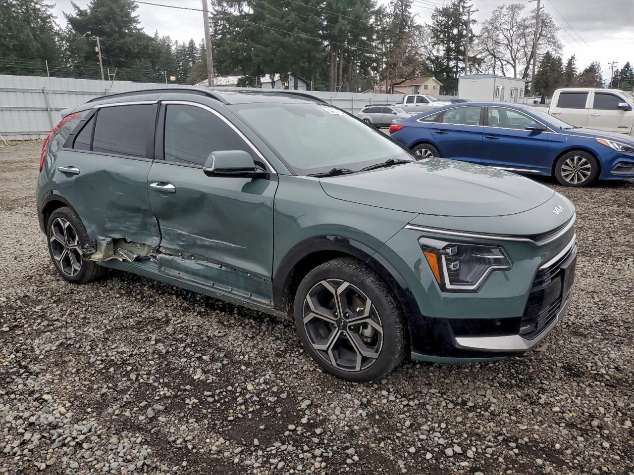 2023 KIA Niro