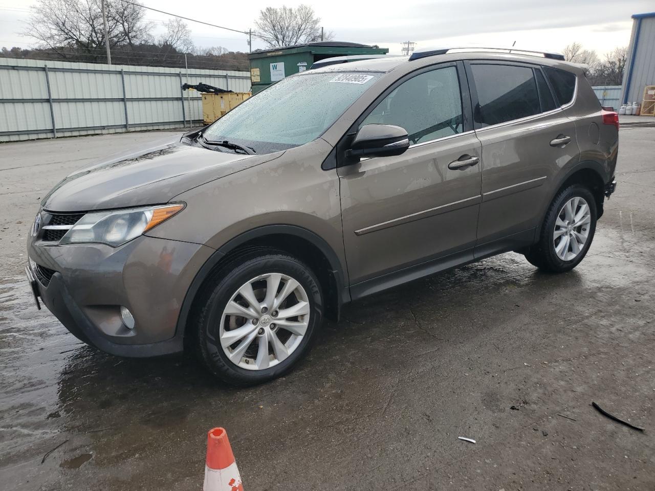 2015 TOYOTA RAV4