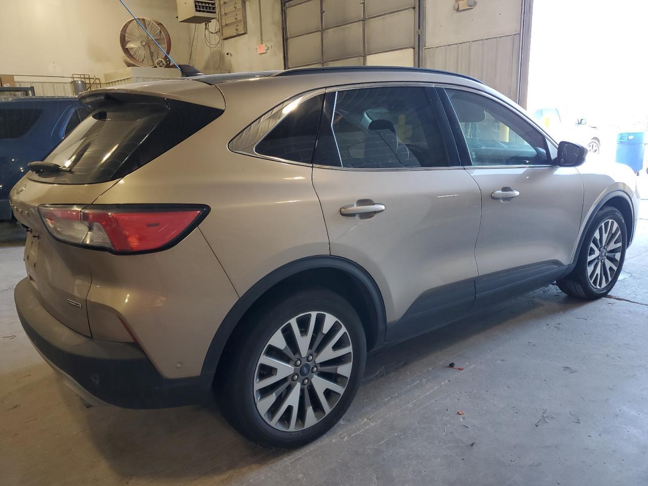 2021 FORD ESCAPE