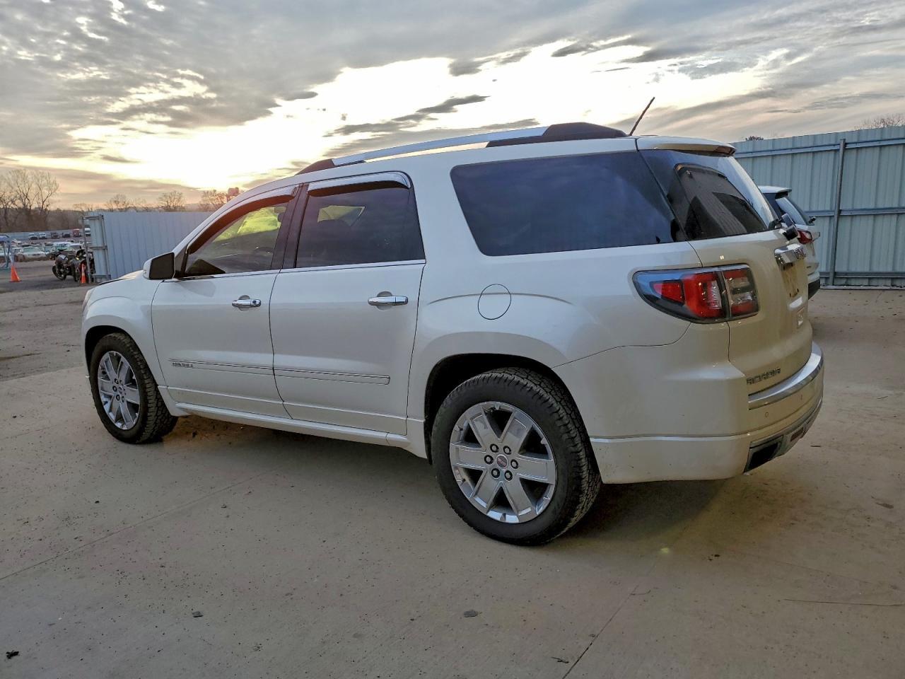 2015 GMC ACADIA