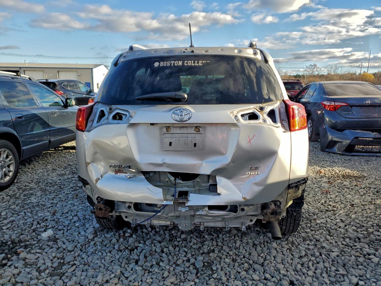 2015 TOYOTA RAV4