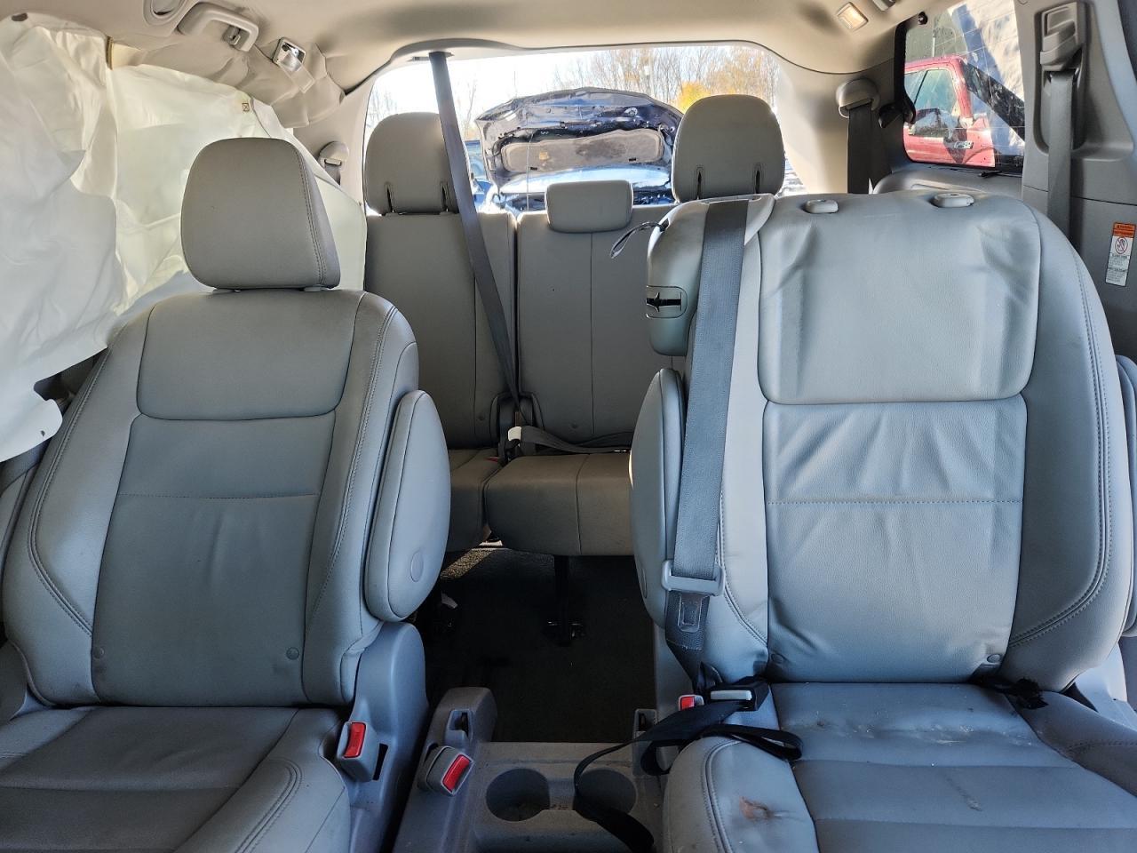 2018 TOYOTA SIENNA