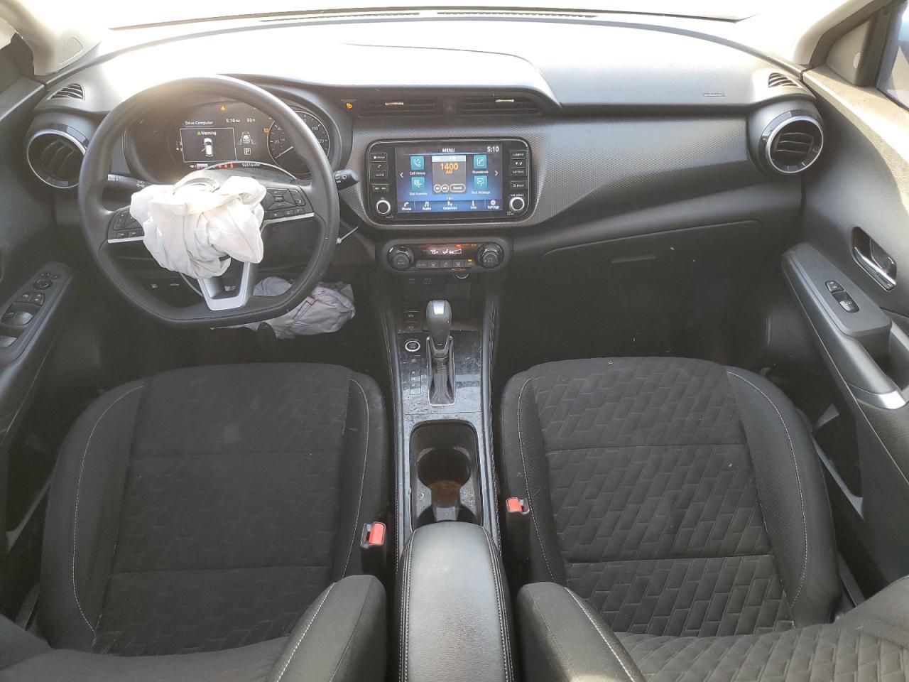 2022 NISSAN KICKS