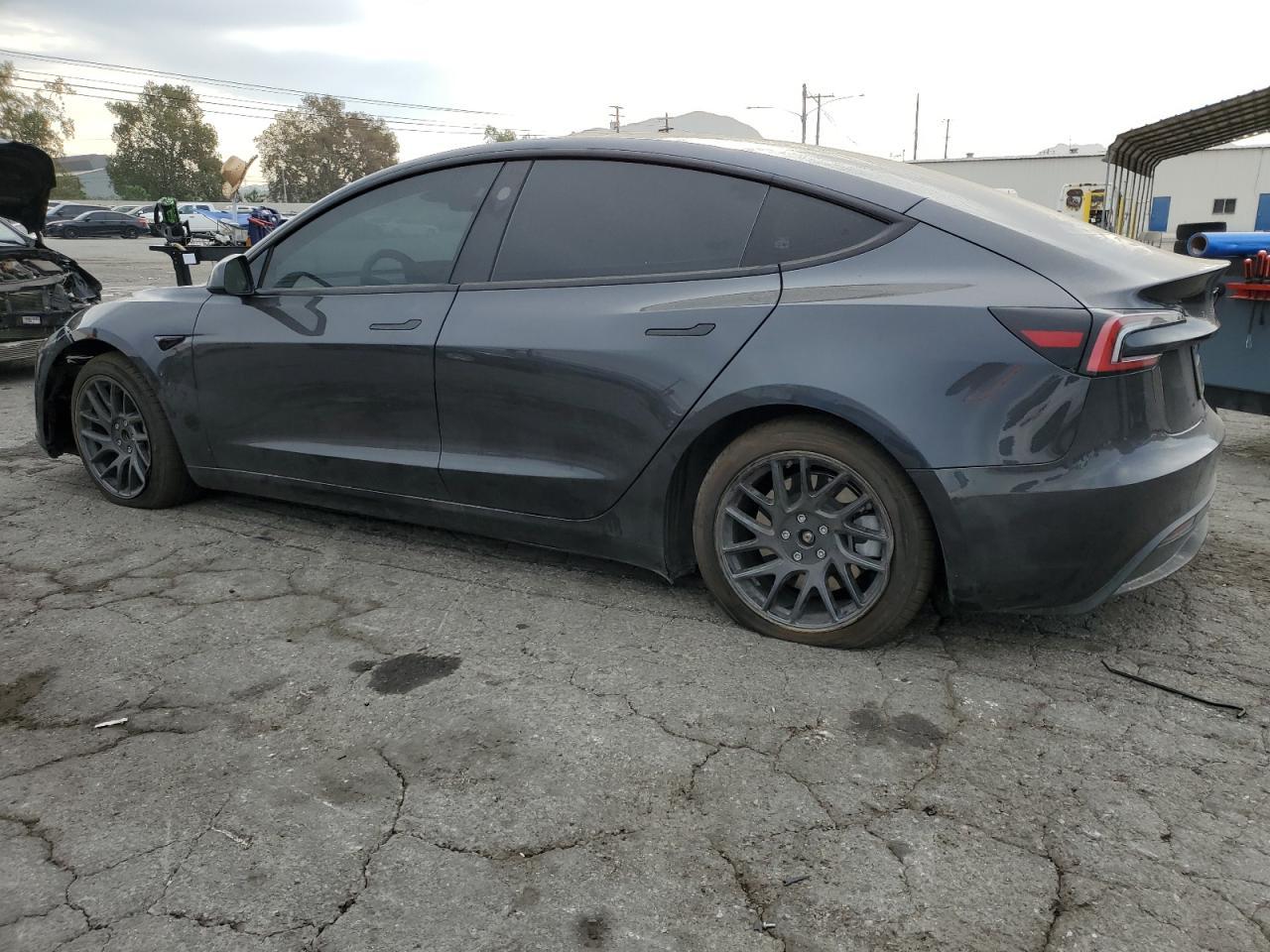 2024 TESLA MODEL 3