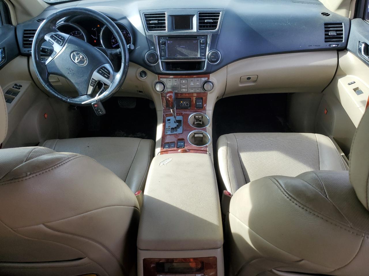 2013 TOYOTA HIGHLANDER