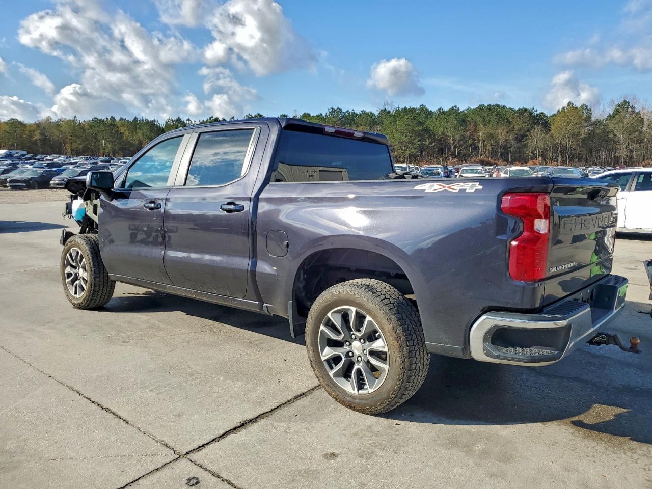 2023 CHEVROLET Silverado