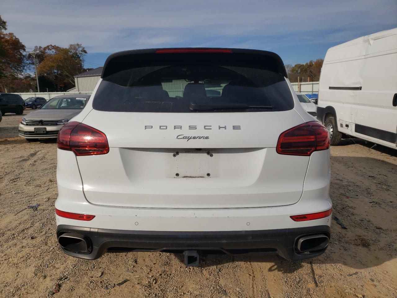 2016 PORSCHE CAYENNE