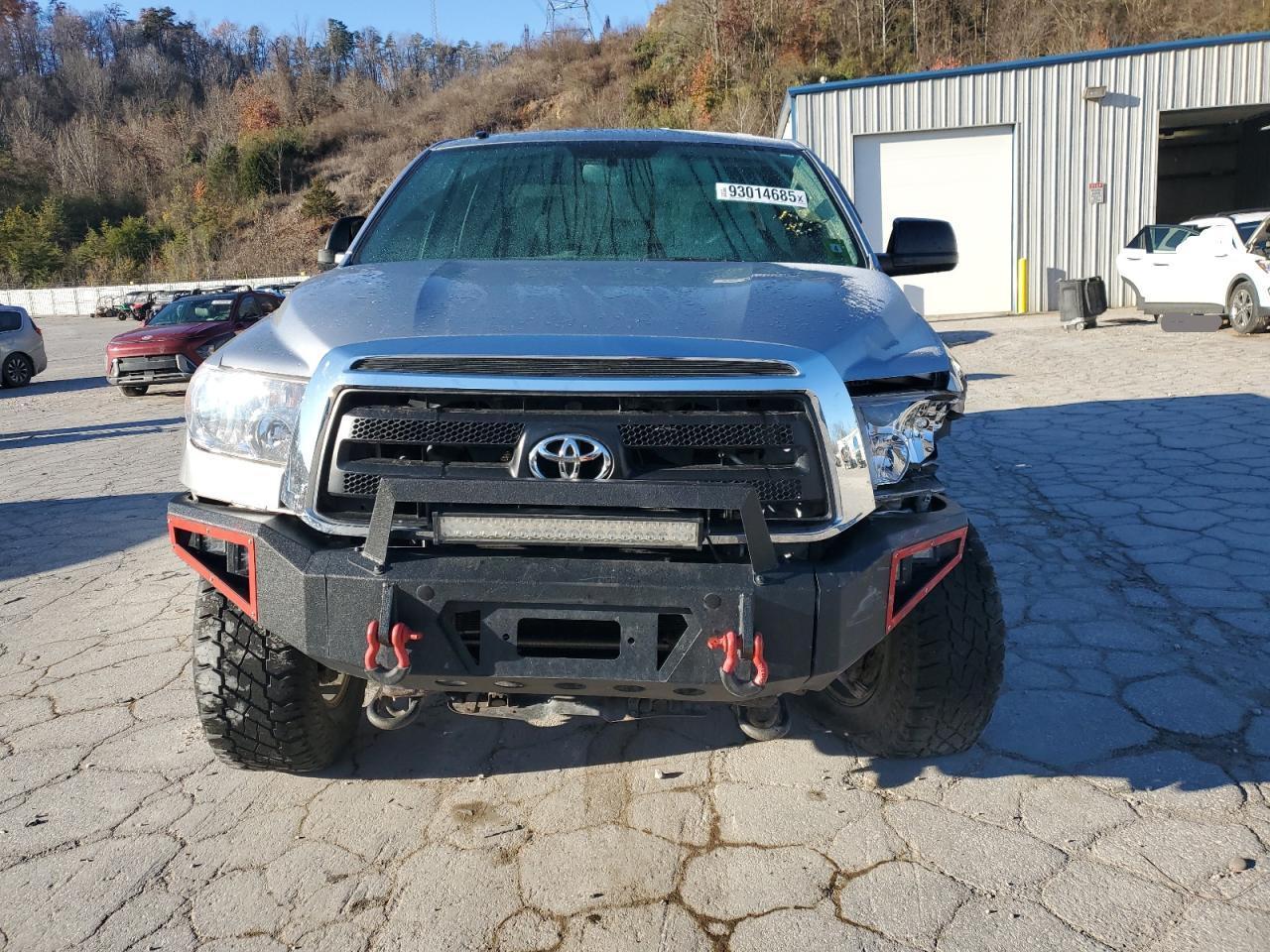 2012 TOYOTA TUNDRA