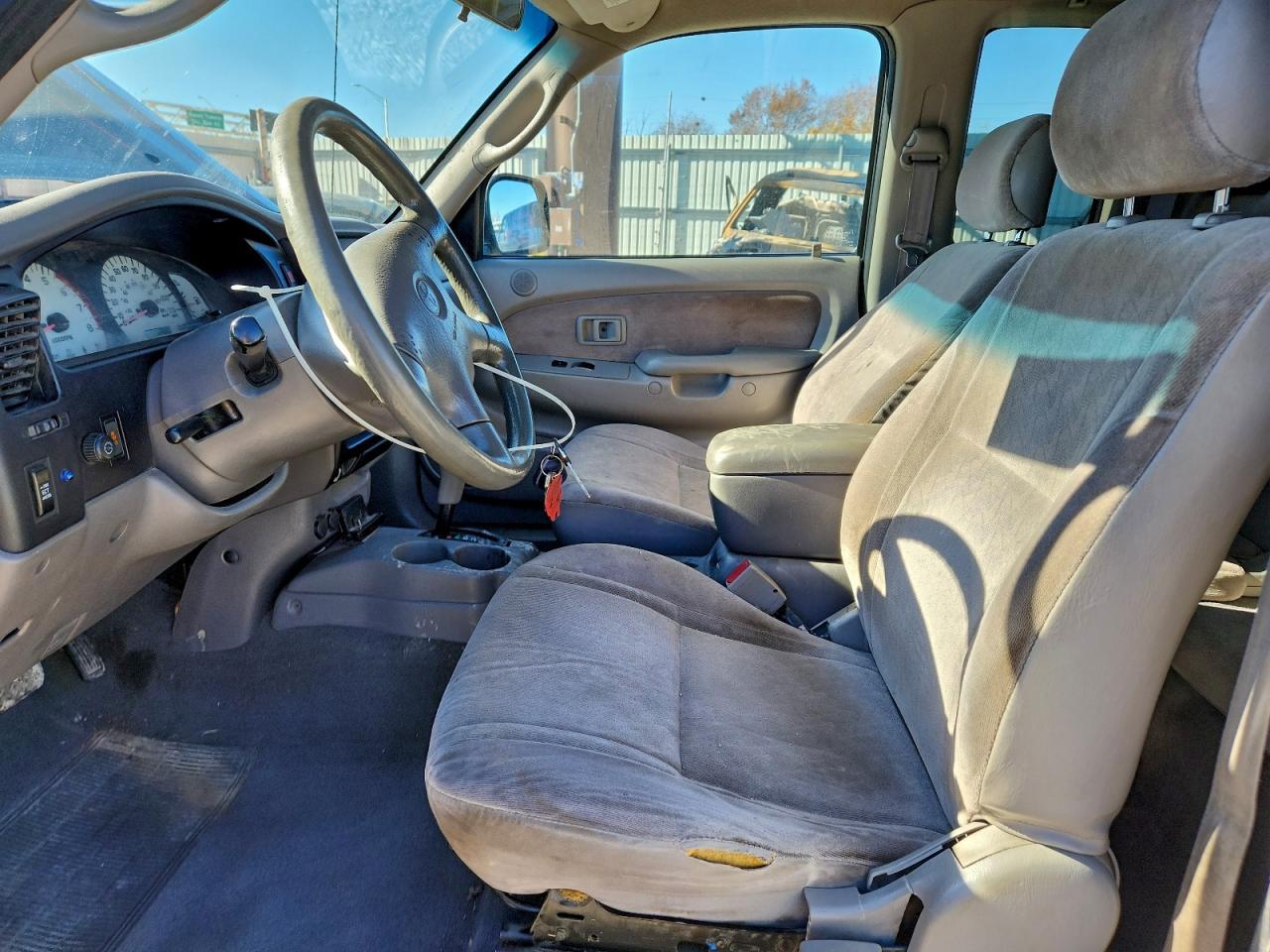 2003 TOYOTA TACOMA