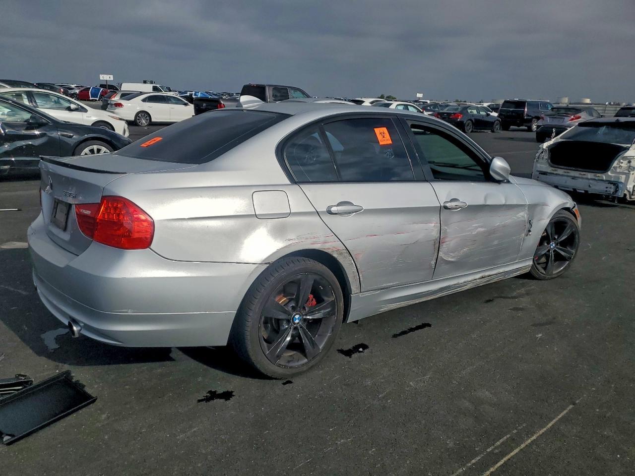 2011 BMW 3 SERIES