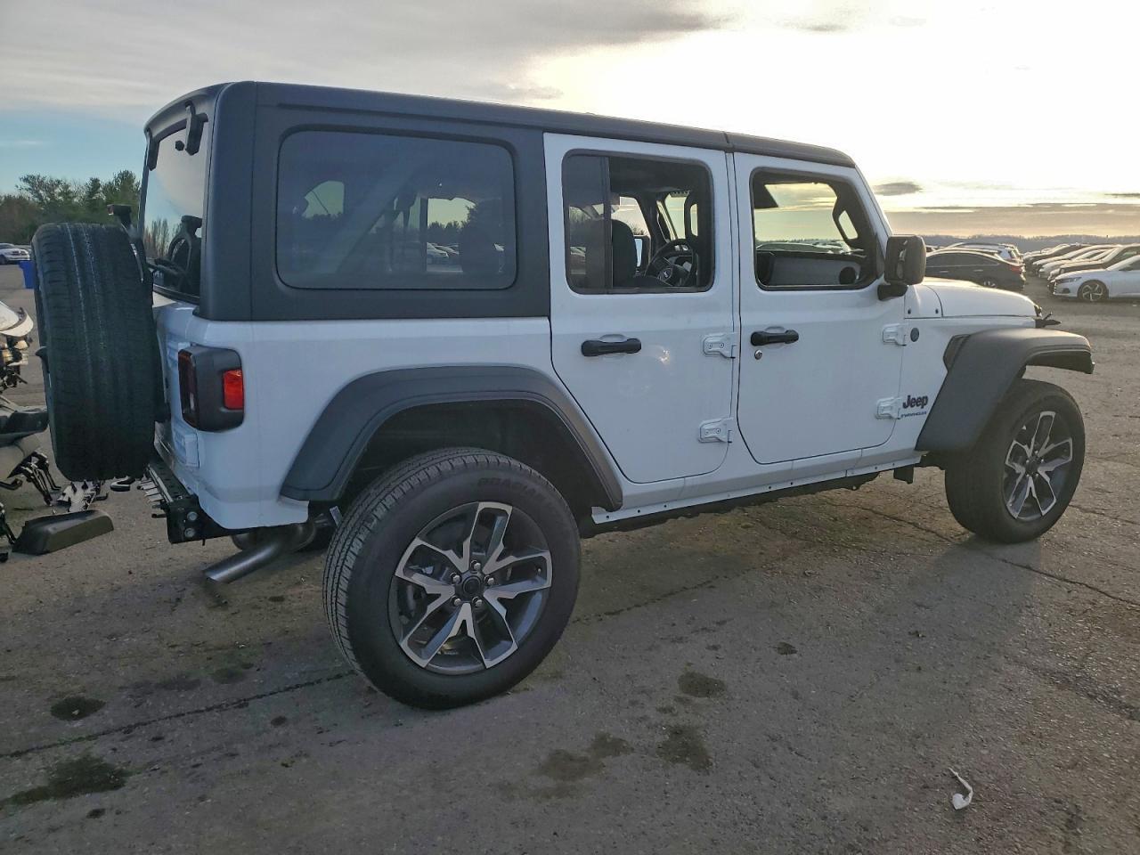 2025 JEEP WRANGLER