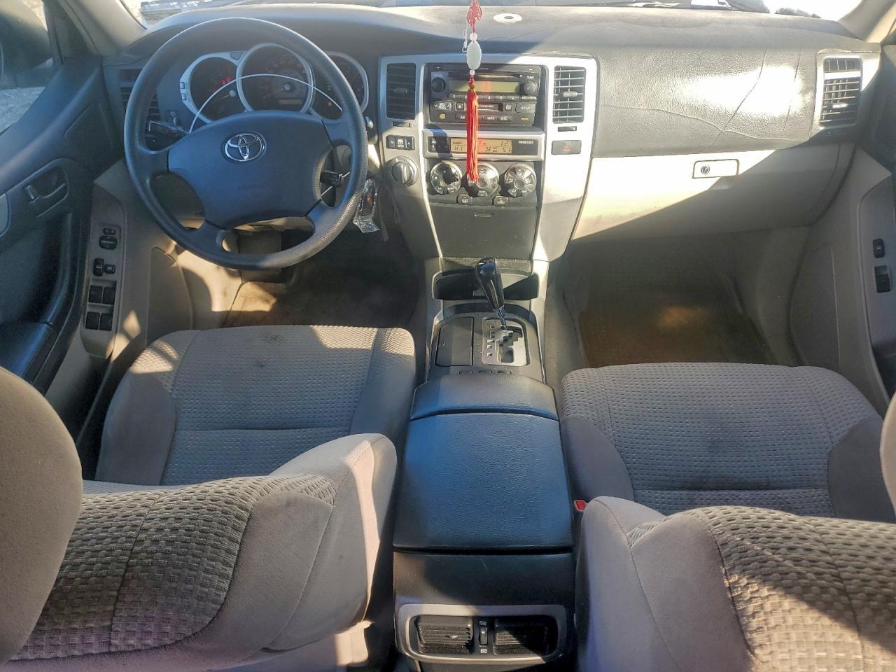 2004 TOYOTA 4Runner