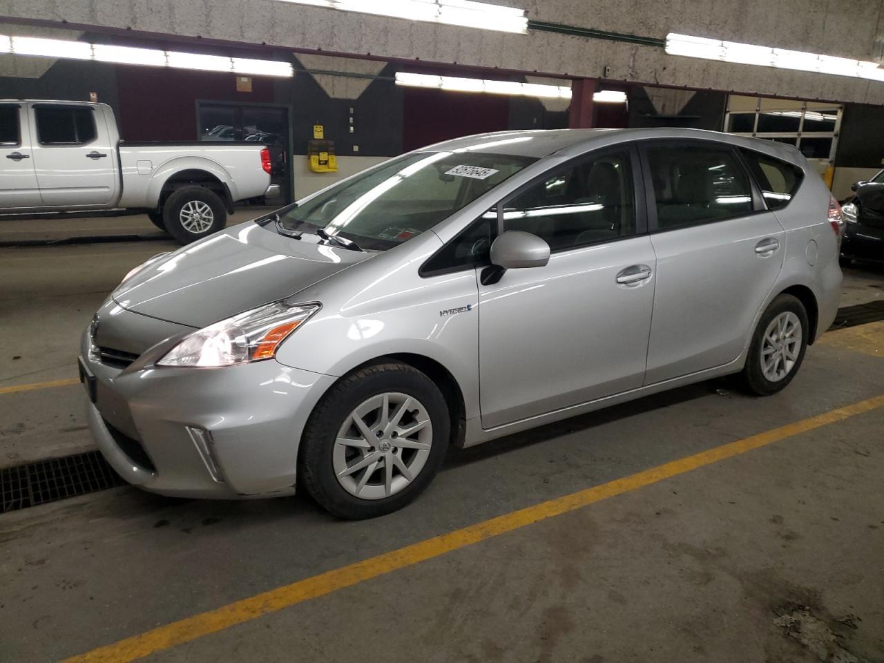 2012 TOYOTA PRIUS V
