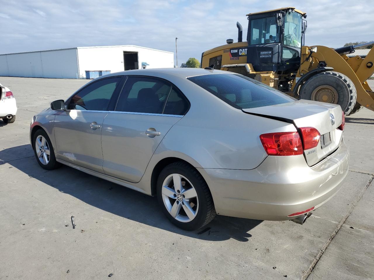2013 VOLKSWAGEN JETTA