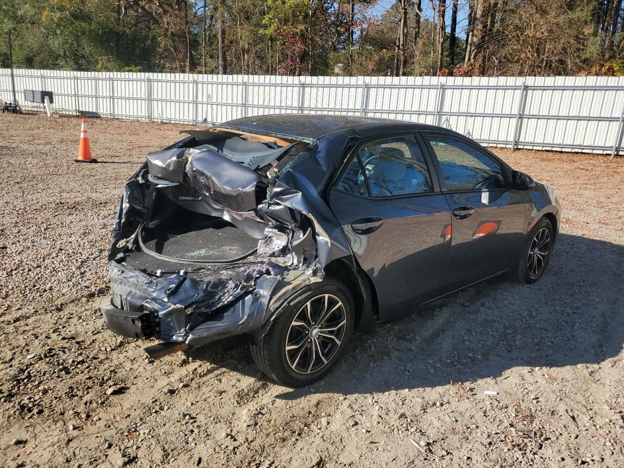 2016 TOYOTA COROLLA