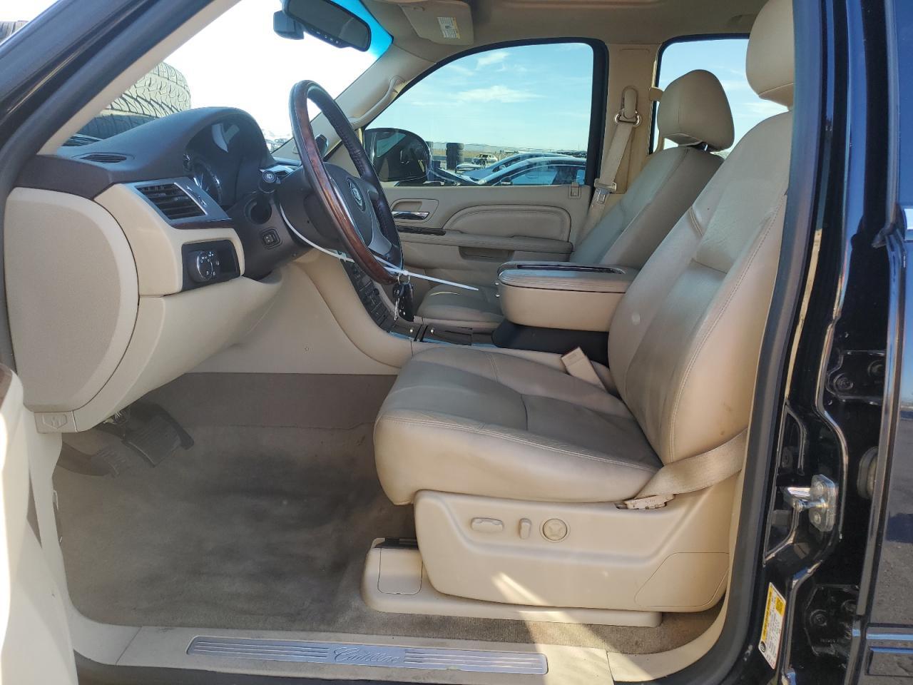 2014 CADILLAC ESCALADE