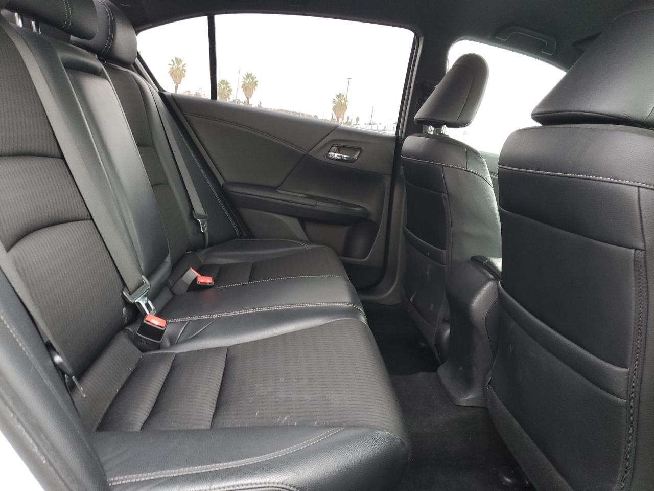 2017 HONDA ACCORD