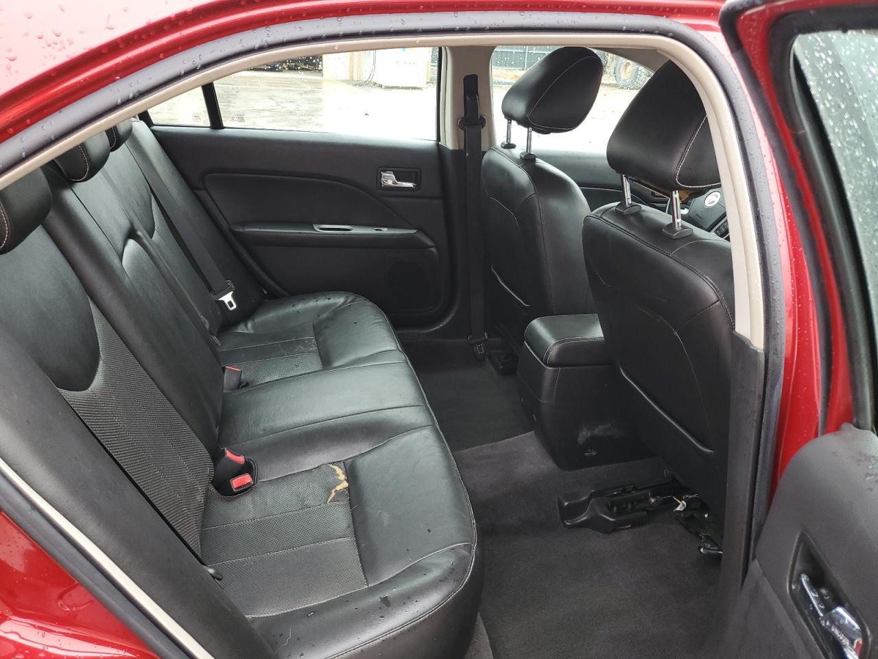 2010 MERCURY Milan