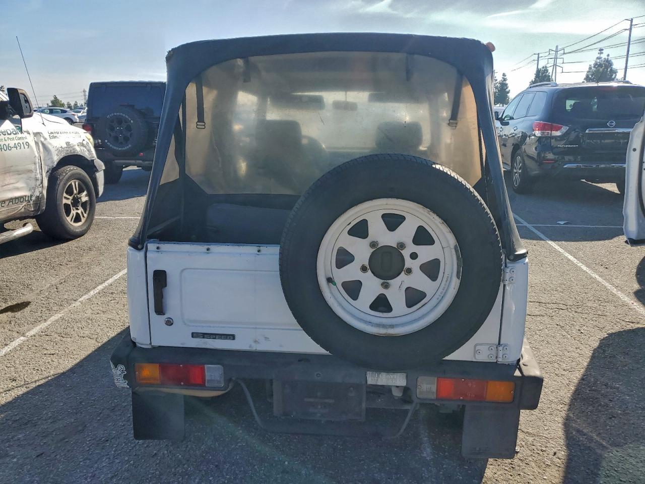 1988 SUZUKI Samurai
