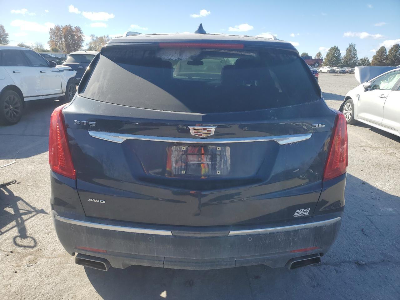2018 CADILLAC XT5