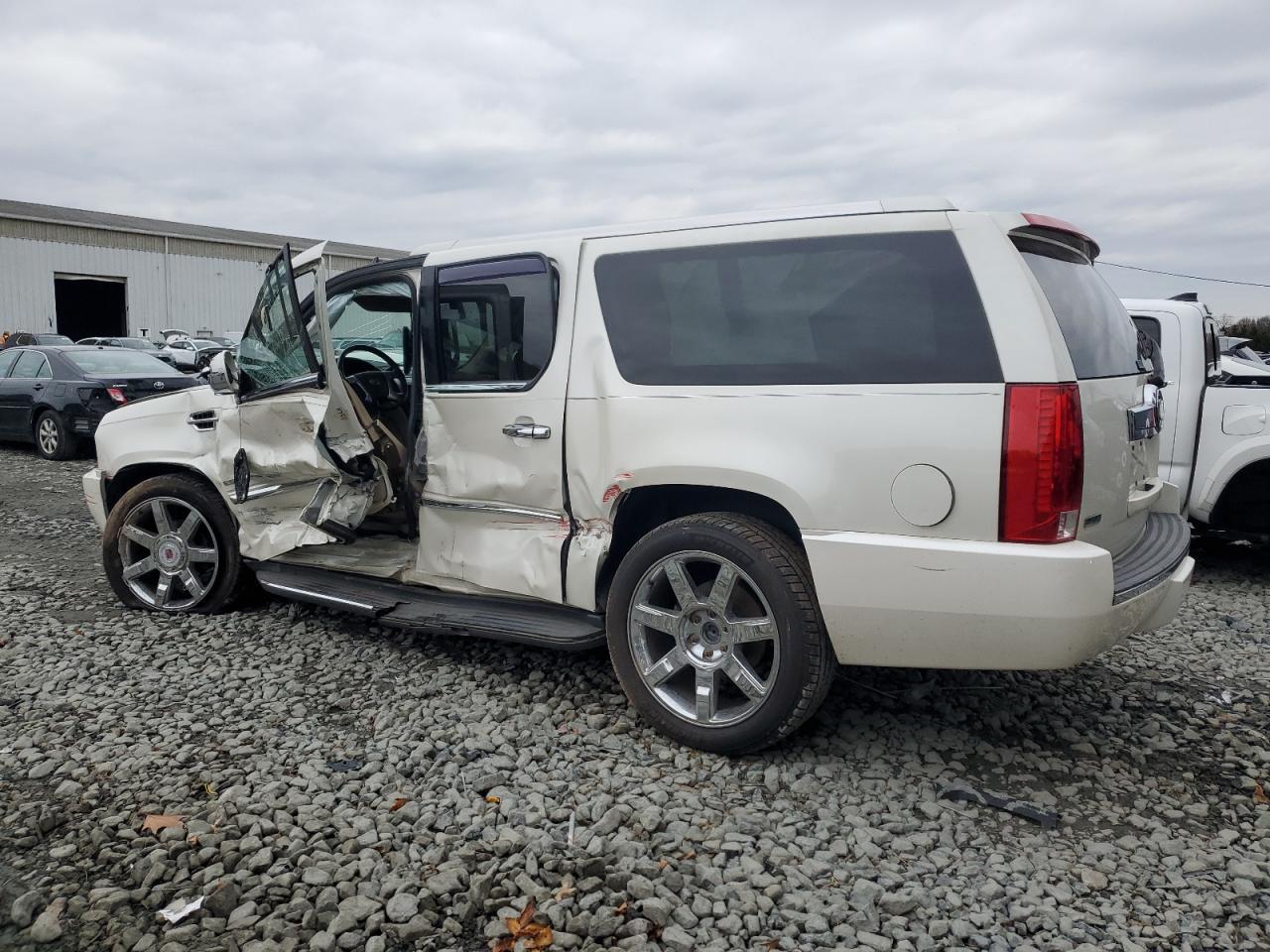 2012 CADILLAC Escalade ESV