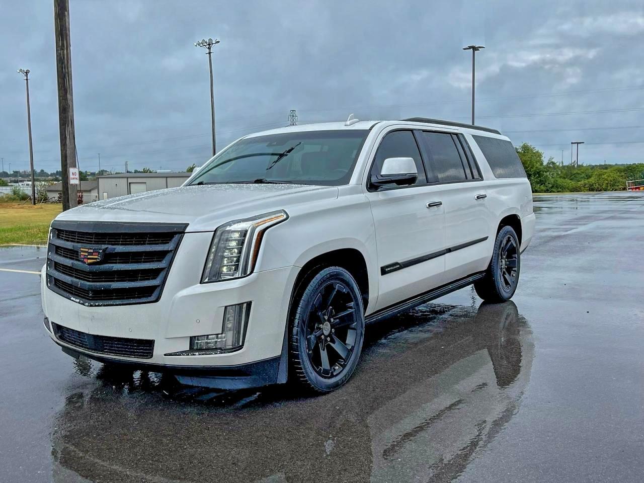 2016 CADILLAC Escalade ESV