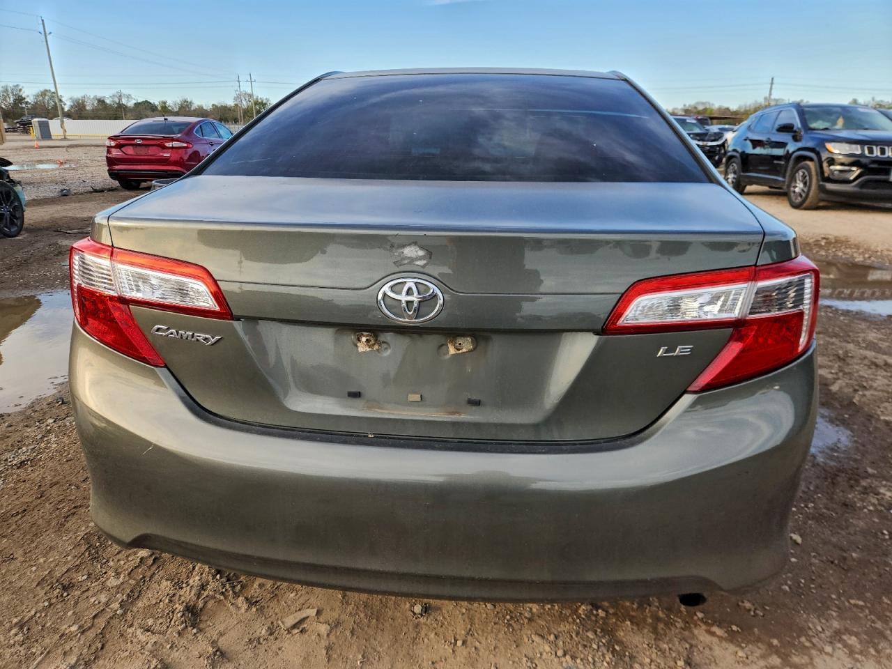 2014 TOYOTA CAMRY