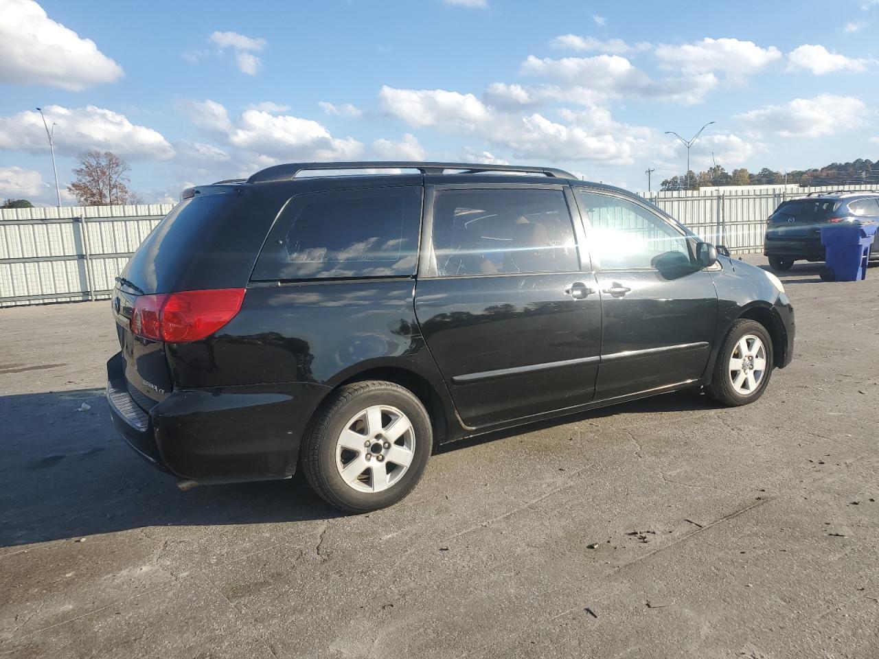 2008 TOYOTA SIENNA