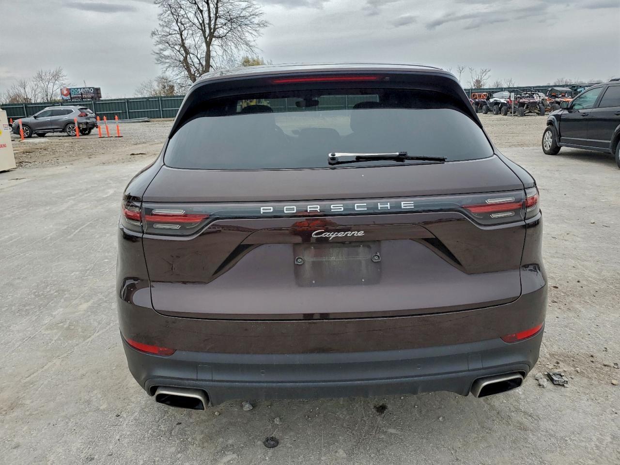 2019 PORSCHE CAYENNE