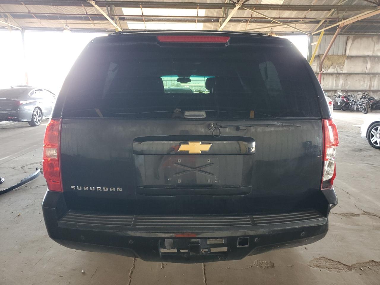 2013 CHEVROLET Suburban