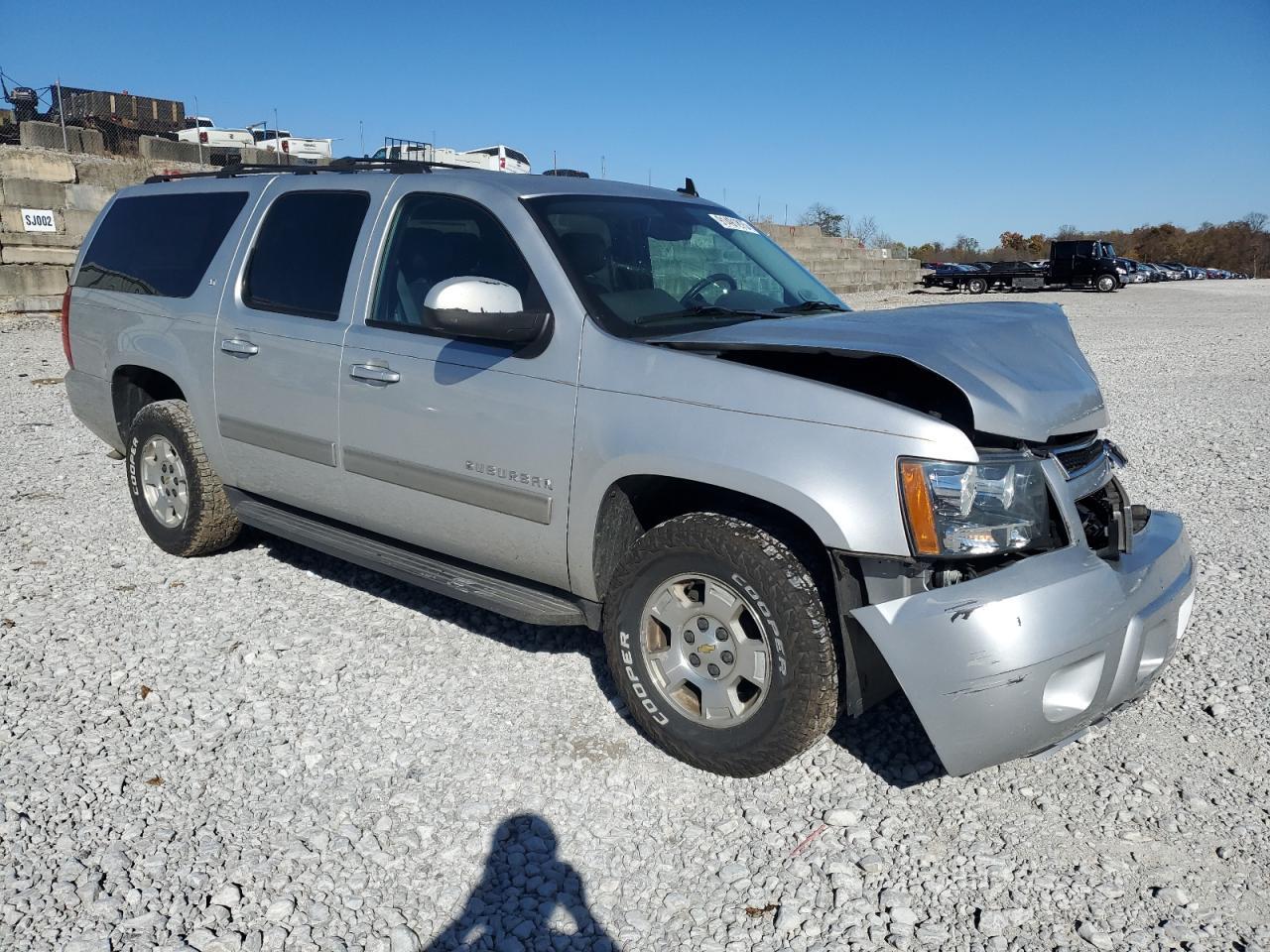 2014 CHEVROLET Suburban