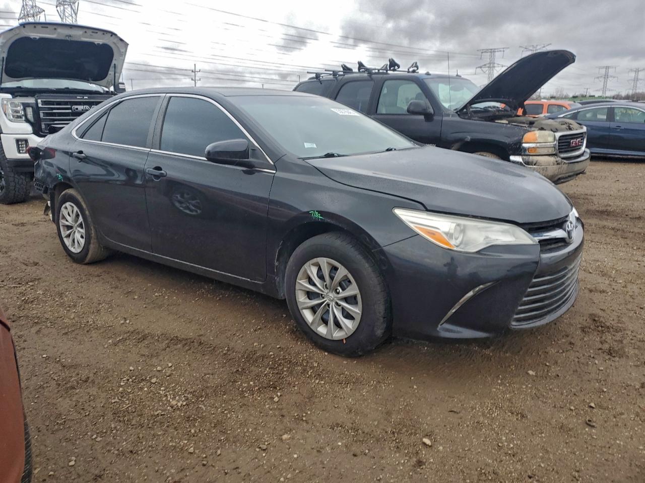 2015 TOYOTA CAMRY