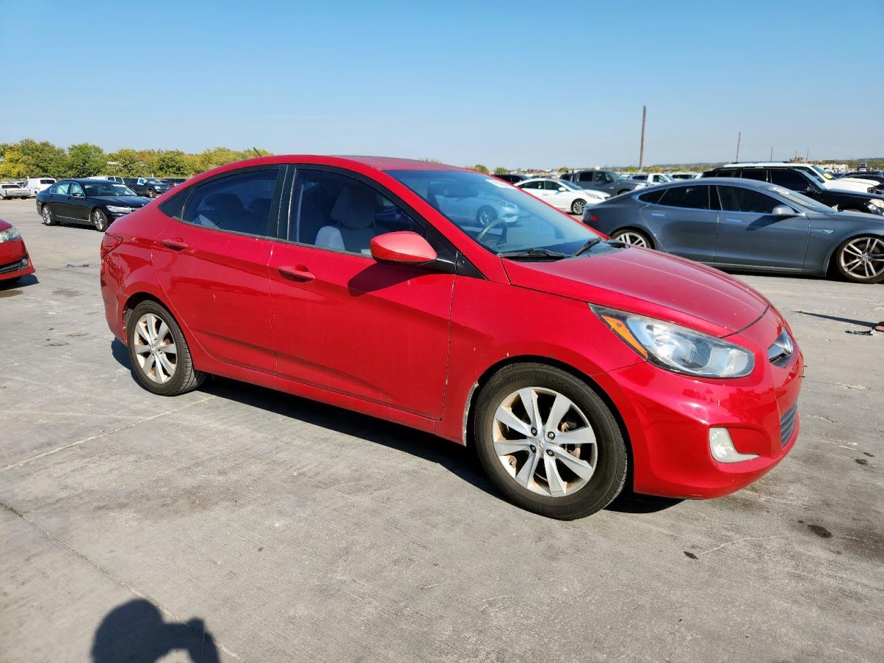 2013 HYUNDAI ACCENT