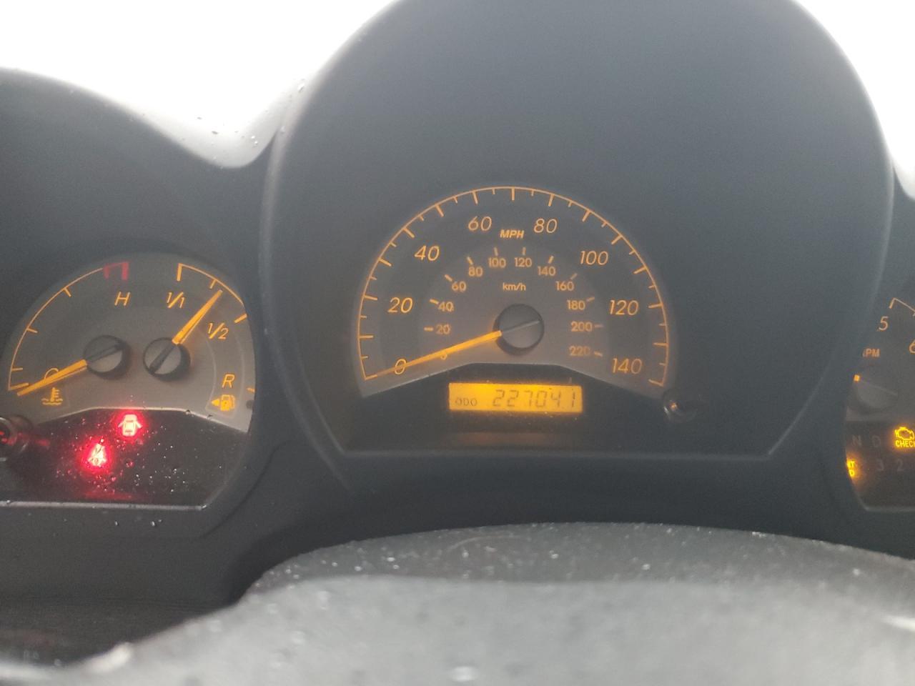 2005 TOYOTA SCION