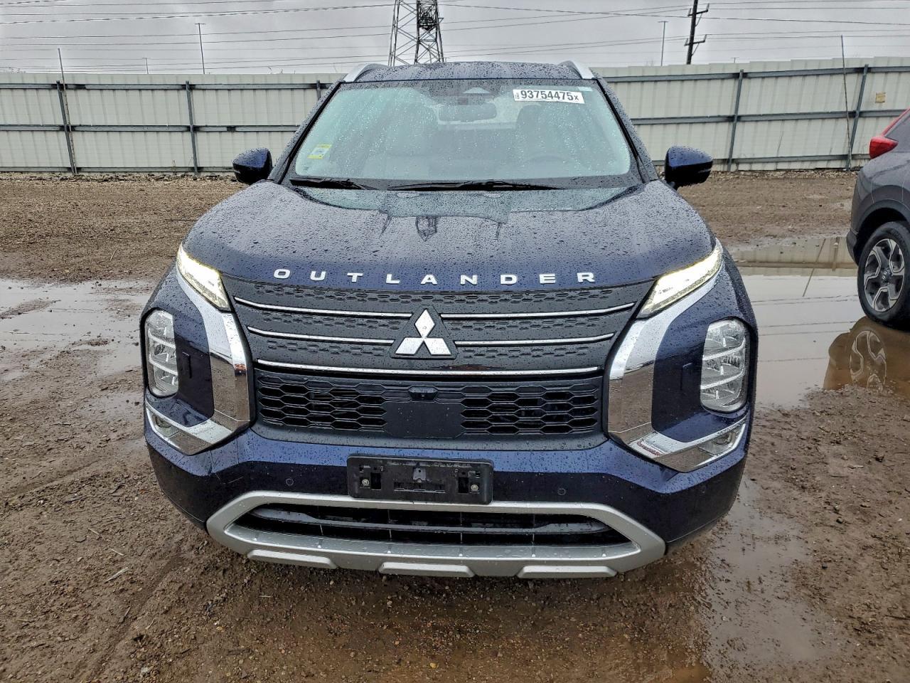 2022 MITSUBISHI outlander