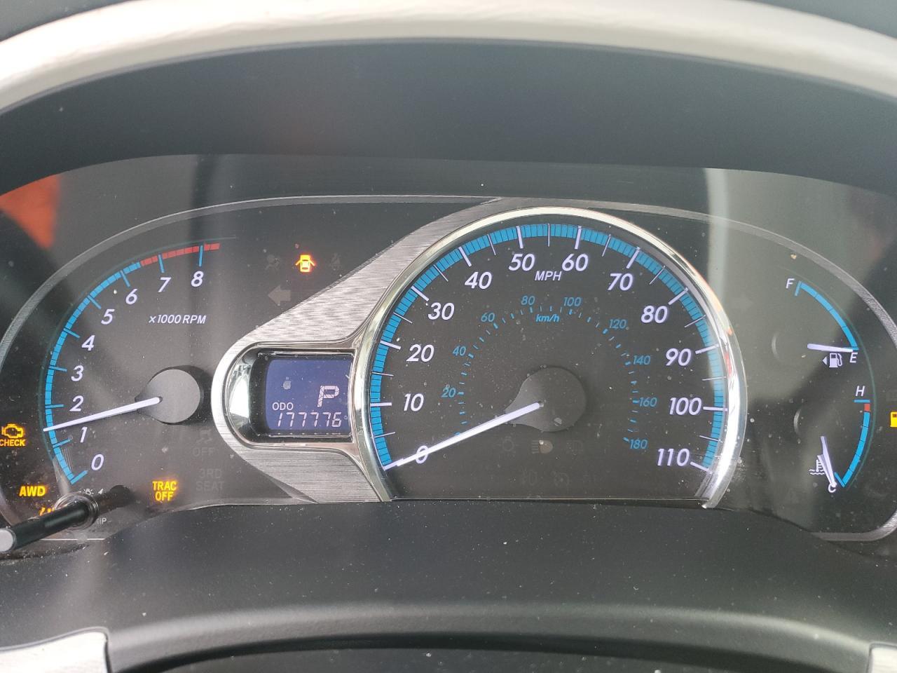 2012 TOYOTA SIENNA