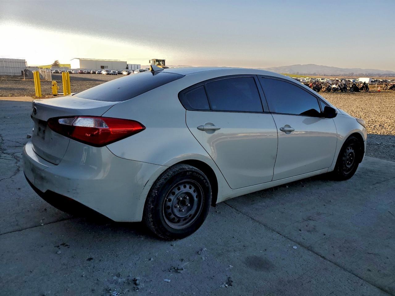 2015 KIA FORTE