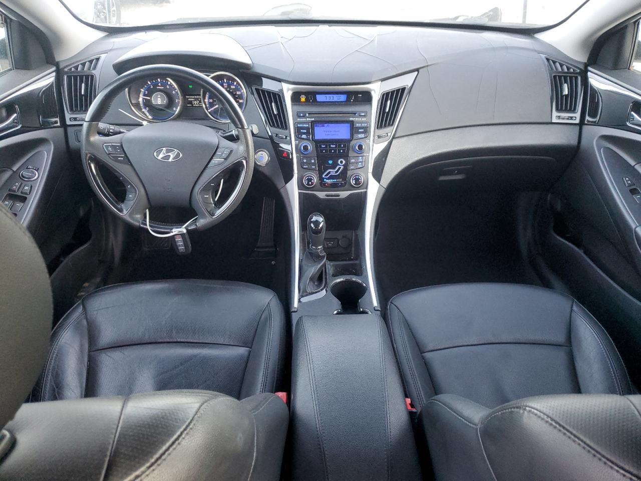 2013 HYUNDAI SONATA