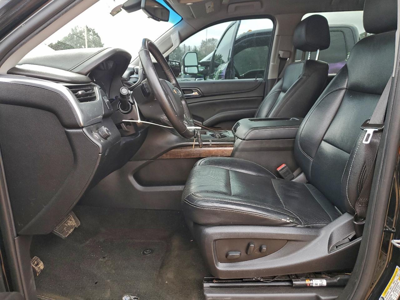 2018 CHEVROLET Suburban