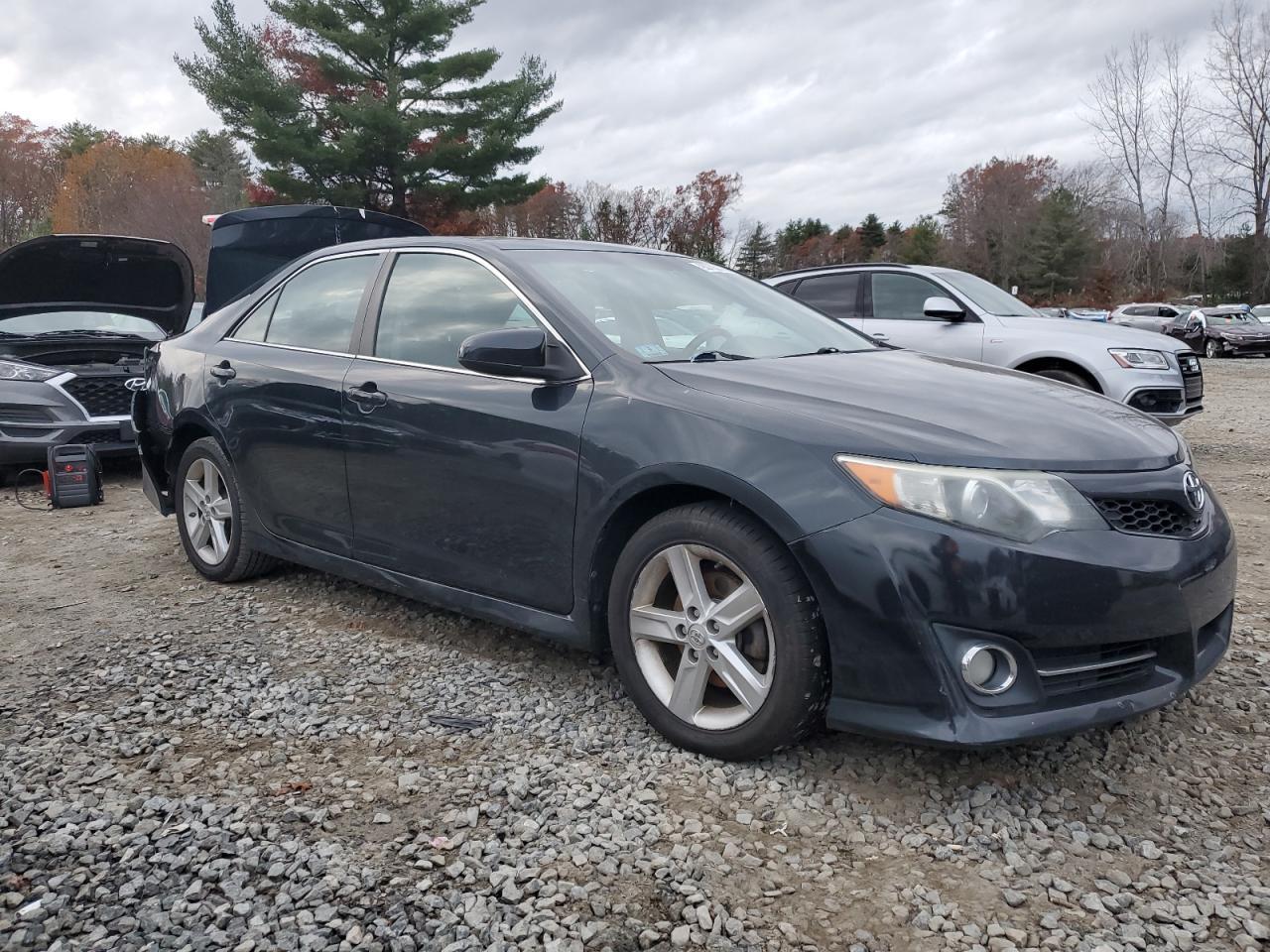 2014 TOYOTA CAMRY