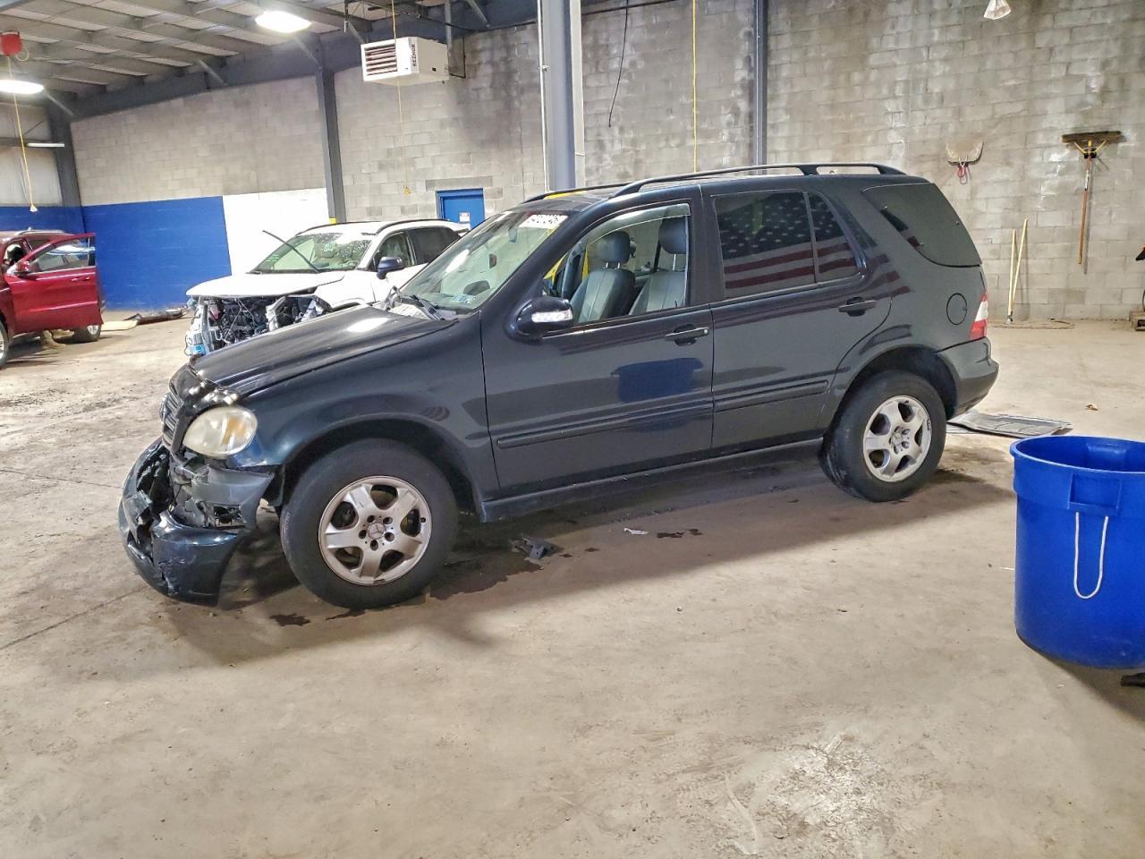 2002 MERCEDES-BENZ ML-Class