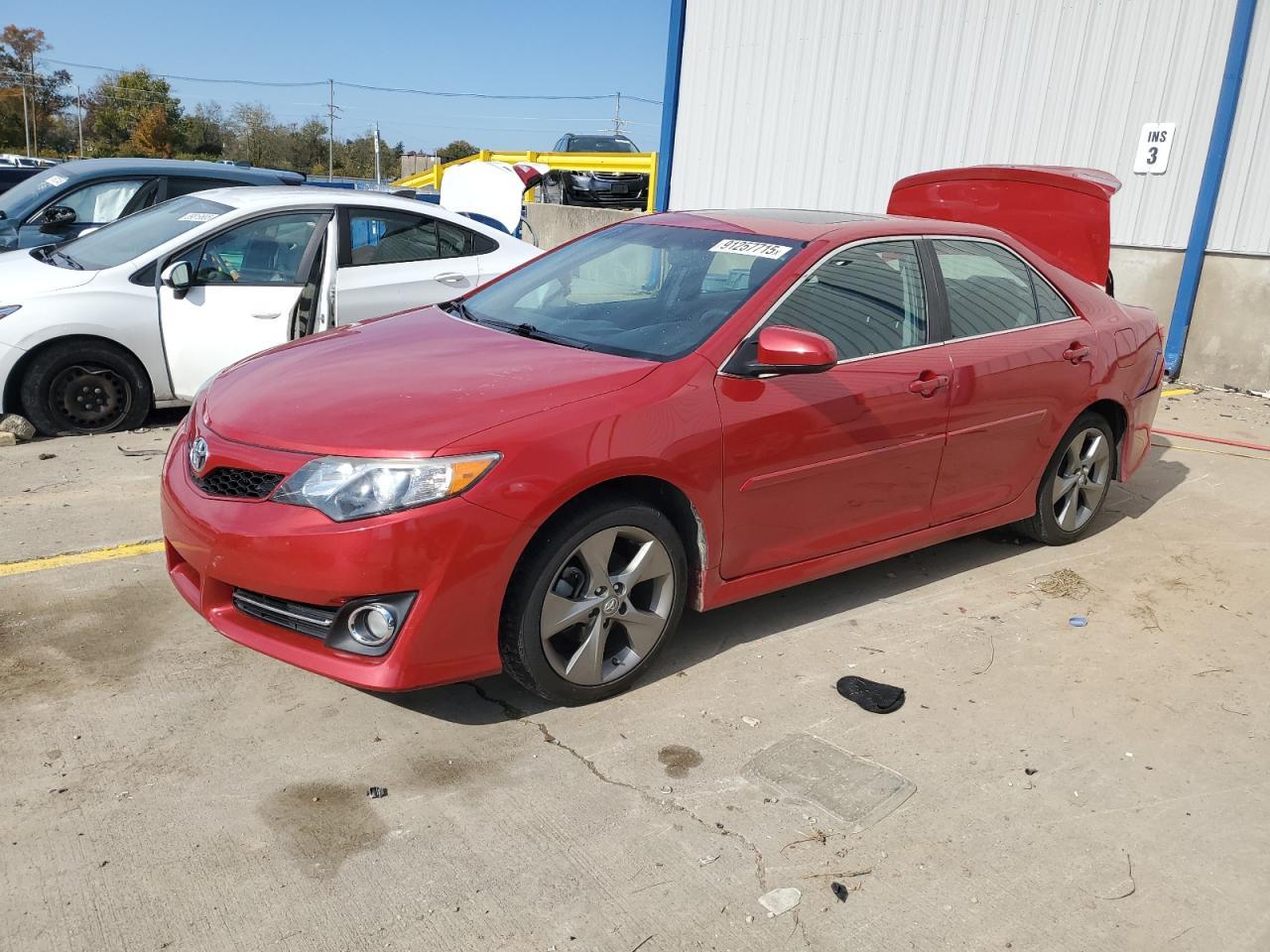 2014 TOYOTA CAMRY