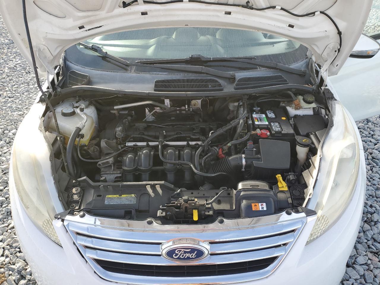 2011 FORD Fiesta