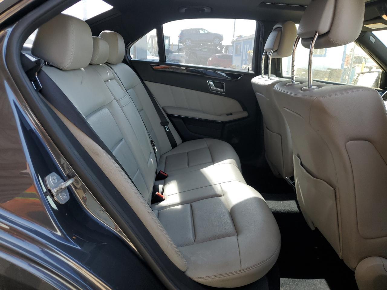 2011 MERCEDES-BENZ E-Class