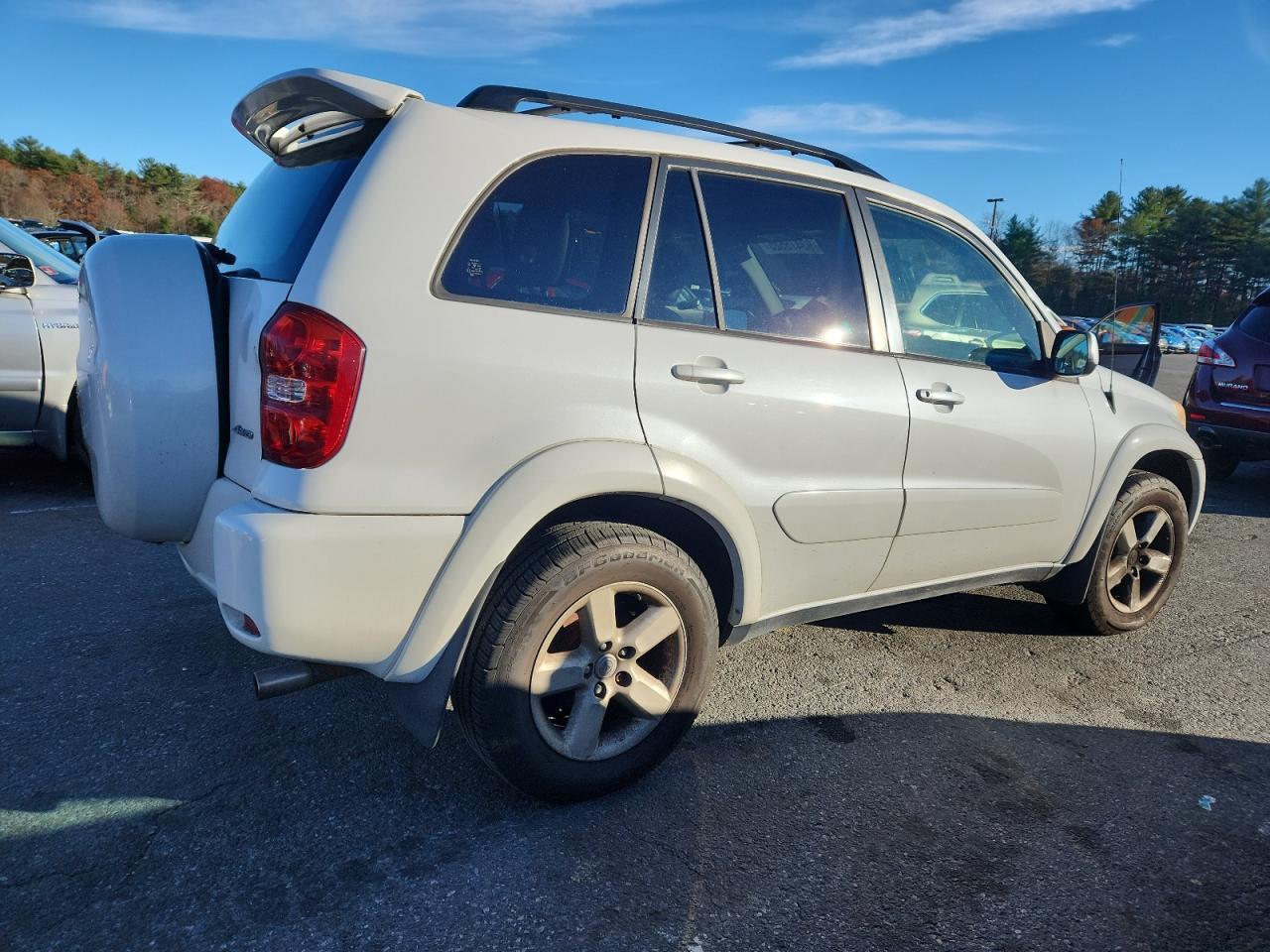 2004 TOYOTA RAV4