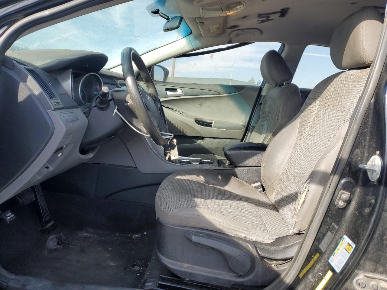 2011 HYUNDAI SONATA
