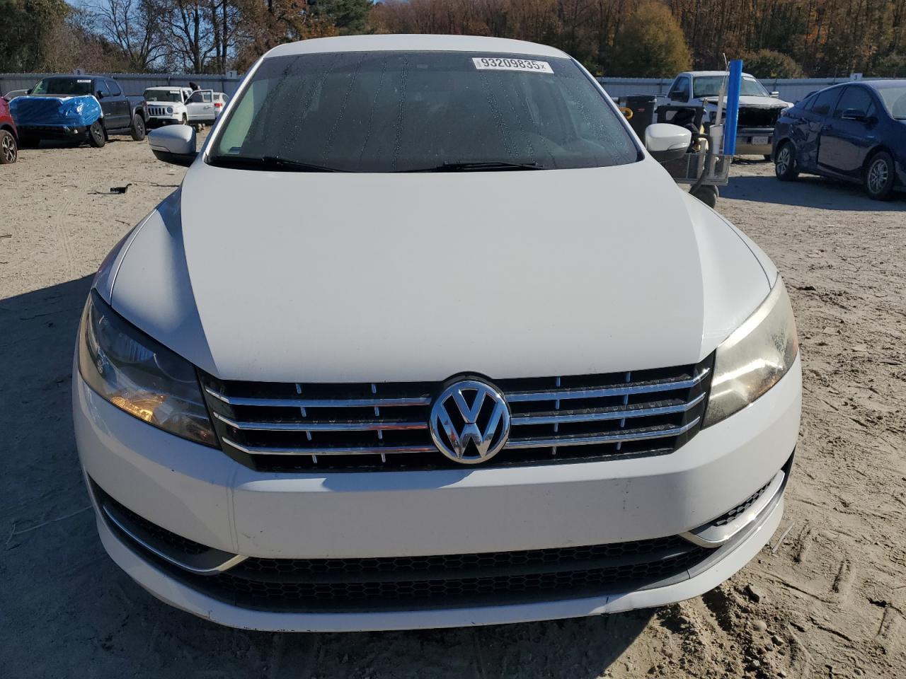 2015 VOLKSWAGEN Passat