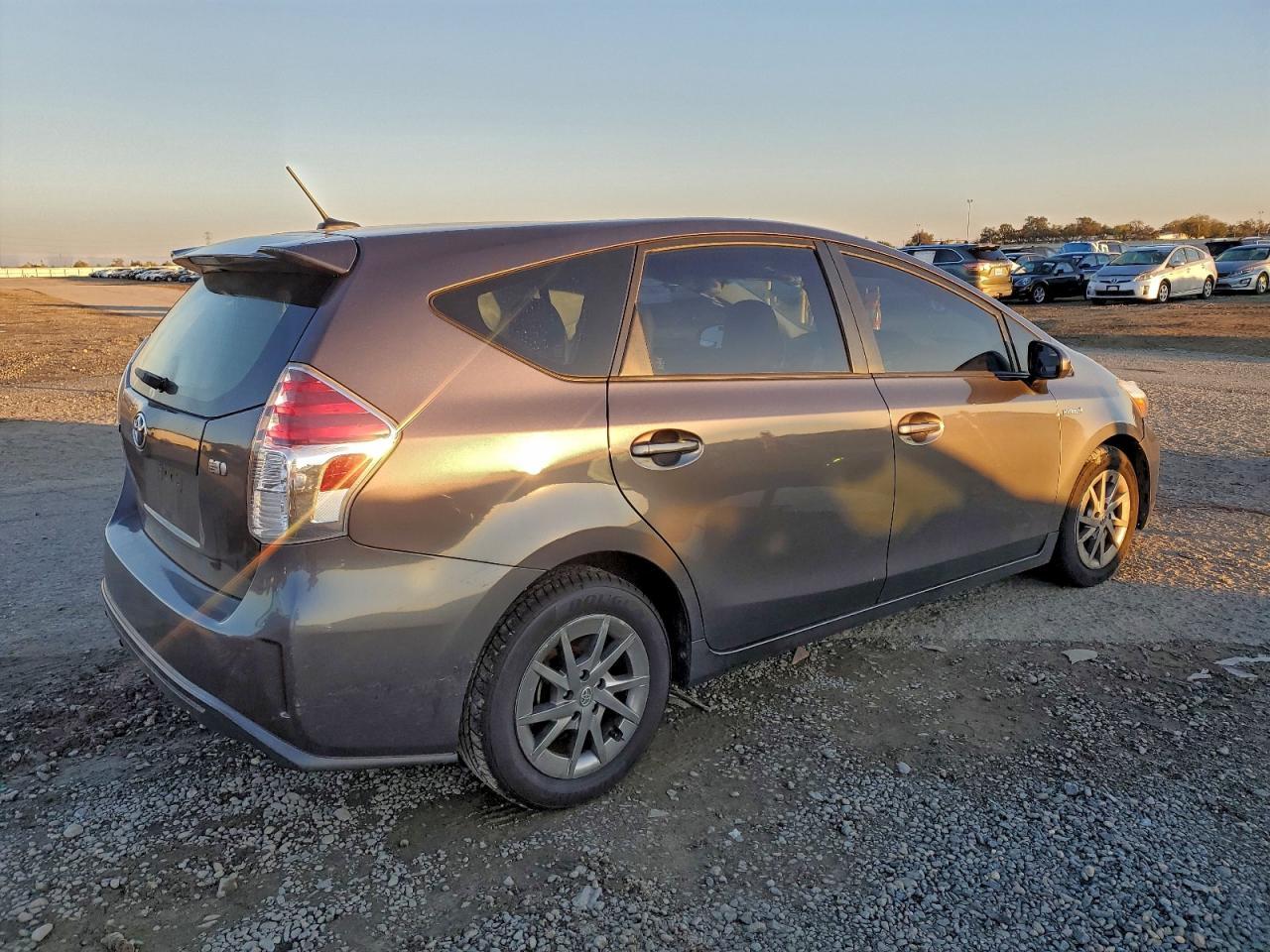 2017 TOYOTA PRIUS V